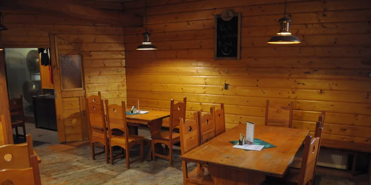 Tatarákové menu: z hovězího válečku, vepřové panenské svíčkové i tvarůžků