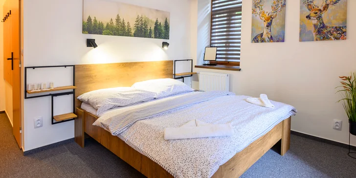 Připraven pro vás bude dvoulůžkový nebo až čtyřlůžkový pokoj se sociálním zařízením. 