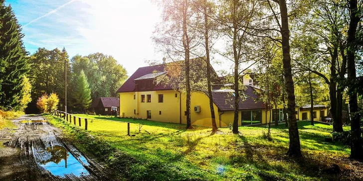 Zimní lyžovačka nebo jarní dovolená v Jizerkách s wellness a polopenzí