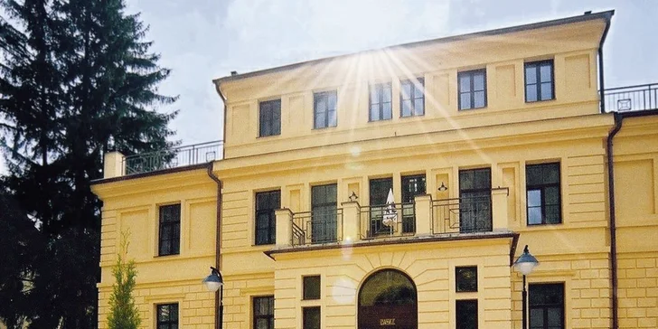 Romantika pro 2 v ceněném penzionu v srdci lázeňského parku vč. wellness
