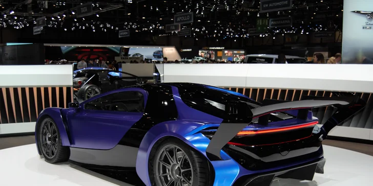 Zážitek s vůní benzínu: Pojeďte se v březnu podívat na autosalon do Ženevy