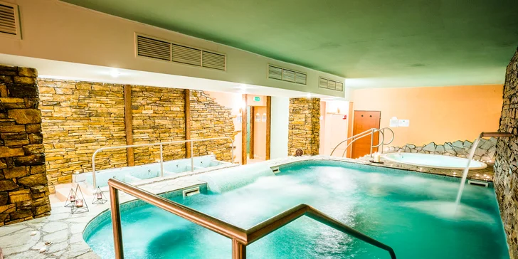 Víkendový 3–4denní pobyt pro 2 pod Nízkými Tatrami s polopenzí a wellness