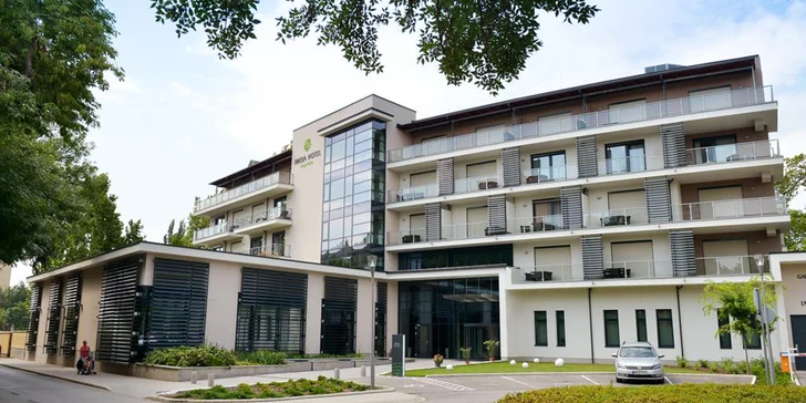 Pobyt v Egeru: 4* hotel jen pro dospělé, wellness, termály a polopenze