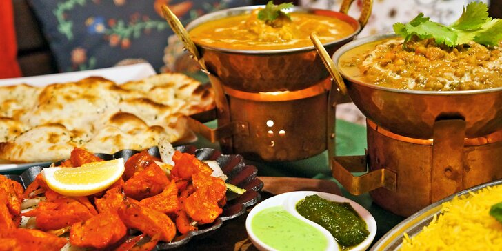 Tříchodové indické menu: vegetariánské nebo masové a exotický nápoj