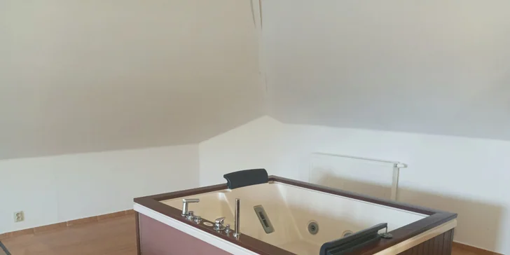 Môžete si vybrať aj apartmán s vírivou vaňou. To bude relax!