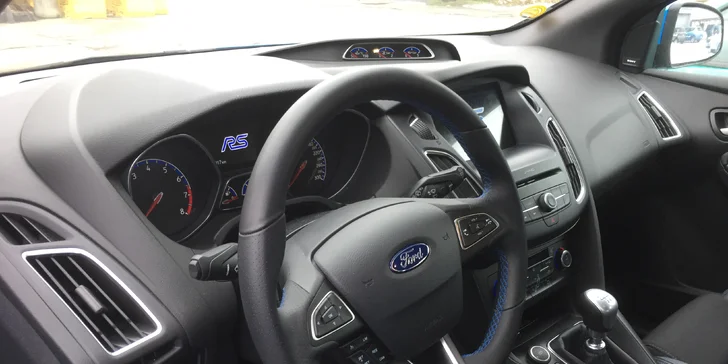 Staňte se jezdcem rally: jízda v Subaru Impreza WRX STi nebo Fordu Focus RS