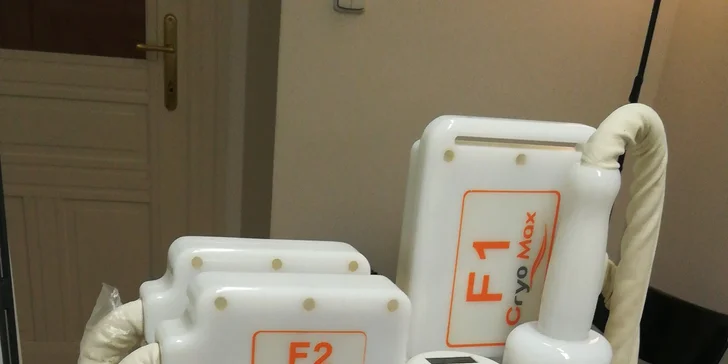Neinvazivní liposukce IR tunel nebo kryolipolýza s možností lymfodrenáže