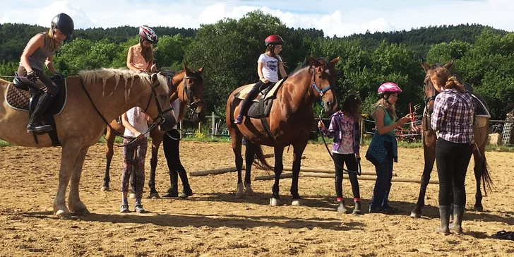 3denní relaxace s neomezeným vstupem do bazénu, vířivkou a polopenzí