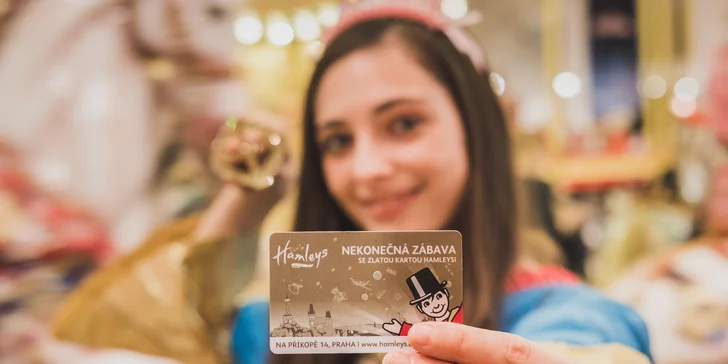 Neomezené roční využití atrakcí v Hamleys: kolotoč, bludiště, auta a další