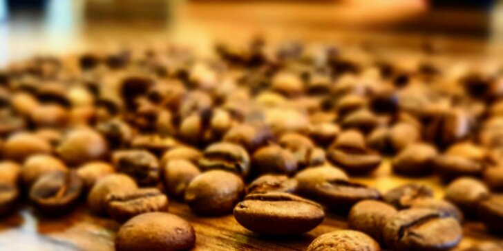 Degustace filtrované kávy pro 2–3 osoby s výkladem o jednotlivých druzích kávy