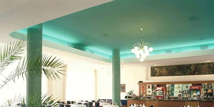 Výlety nabitá dovolená u Zlína: 3* hotel Baťov, polopenze, vstup do ZOO Zlín