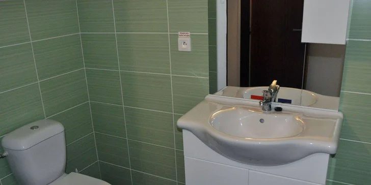 3denní pobyt kousek od rybníka: polopenze, wellness i lanový park u hotelu