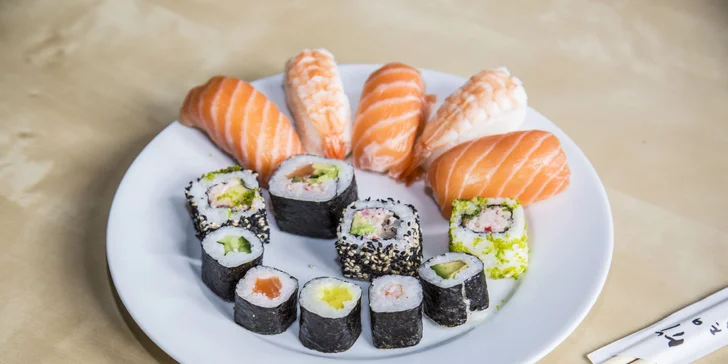 Jak říkají zákazníci: vynikající sushi sety s 22–38 kousky, některé i s polévkami