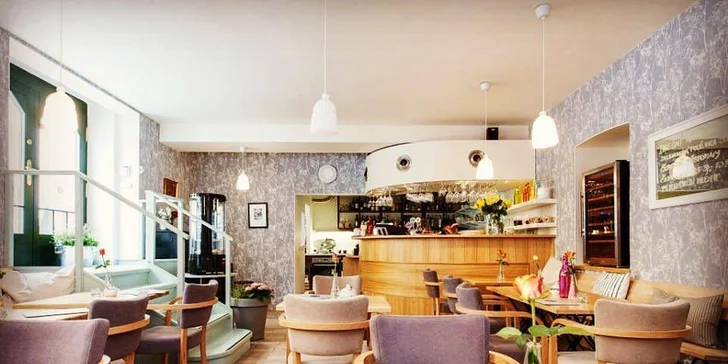 Otevřený voucher ke konzumaci v Mohaji Café na cokoli z nabídky