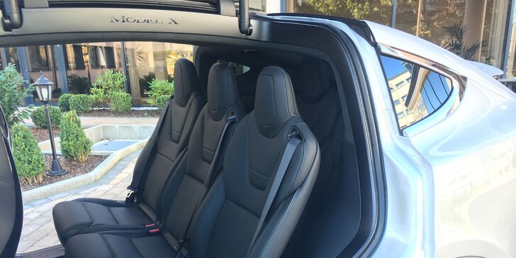 SUV Tesla X P90D: Nejrychlejší elektromobil v ČR s výkonem 770 koní