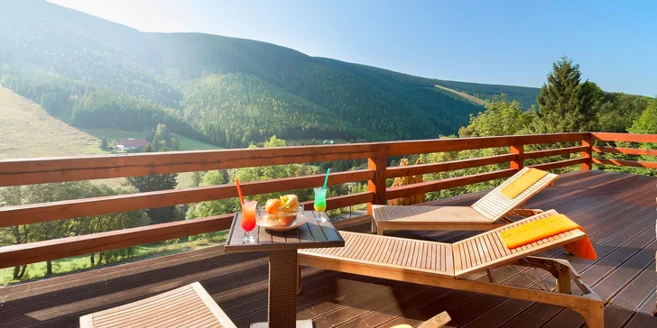 Velikonoce ve Špindlu: pobyt s wellness, polopenzí a aktivitami pro dva