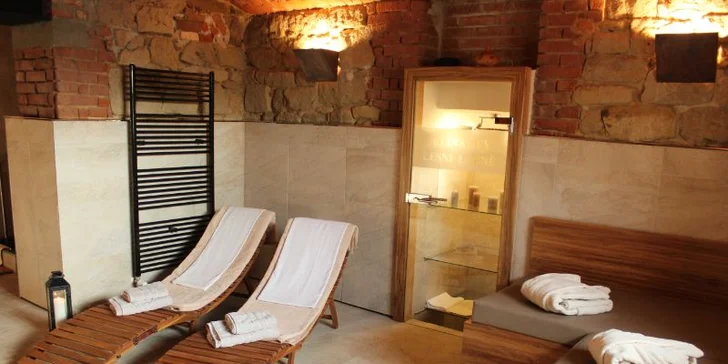Podzim v lesním penzionu: domácí kuchyně i slivovice, příp. privátní wellness