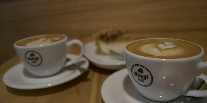 Otevřený voucher ke konzumaci v Mohaji Café na cokoli z nabídky