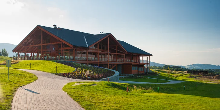 Golfový pobyt v Beskydech: neomezený vstup na green, snídaně a masáž