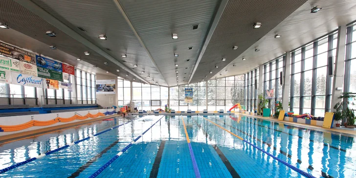 10 vstupů do Fitness Stationu, 10x bazén, whirlpool, sauna + 500 Kč kredit na solárium