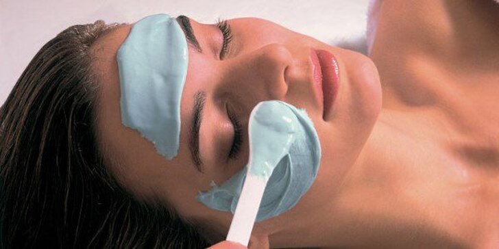 Kosmetické ošetření pleti s 20minutovou masáží a maskou ze spiruliny