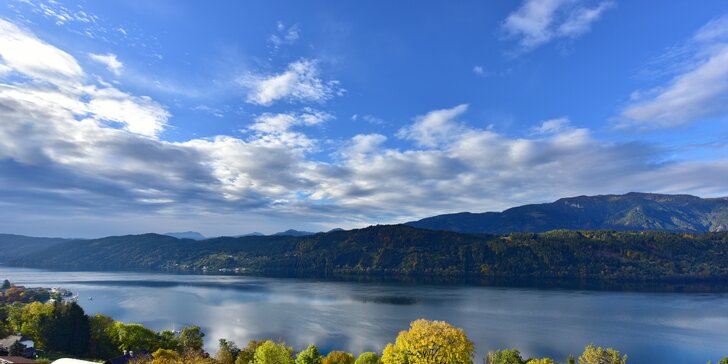 Krajem jezer i hor Rakouska: v ceně 3* hotel, polopenze, doprava i vstupy