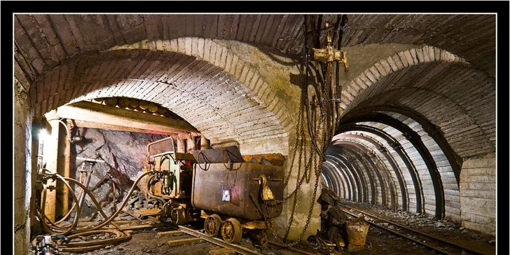 Ve stopách horníků: Exkurze do historického dolu vč. jízdy důlním vlakem