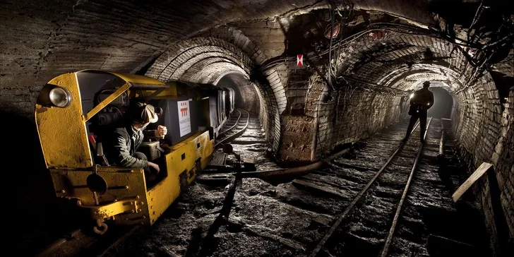 Ve stopách horníků: Exkurze do historického dolu vč. jízdy důlním vlakem