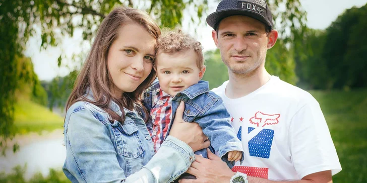 Exteriérové focení a 20 upravených snímků: pro jednotlivce i zamilované páry