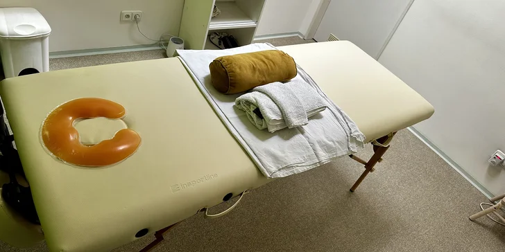 V rámci 30minutové varianty se masíruje jen hlava a šíje, ...