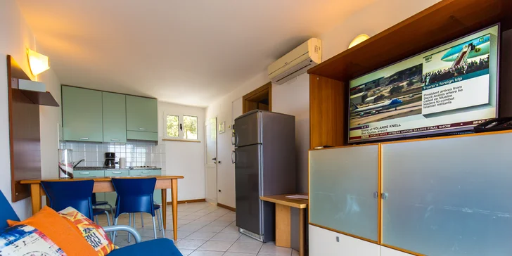 Apartmány jsou vybavené kuchyňkou. 