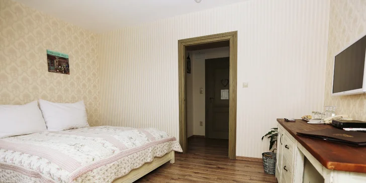 Pobyt ve stylu Provence: se snídaní či polopenzí, možnost apartmánu