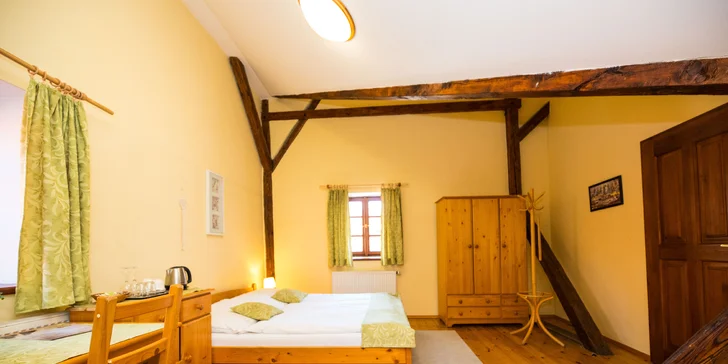 Vybrat si můžete ubytování v pokoji nebo apartmánu. (Pokoj)