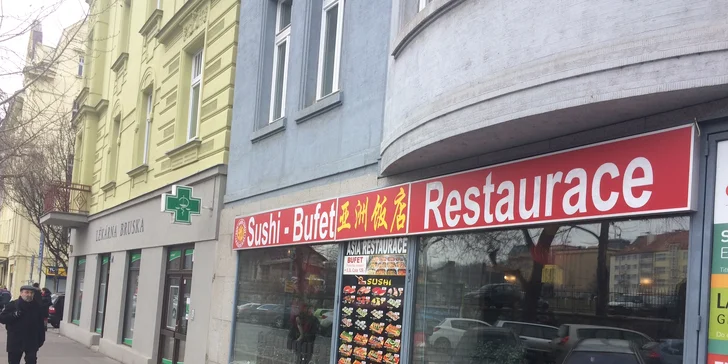 Sushi sety s až 40 kusy: tuňák, avokádo, krevety i chobotnice