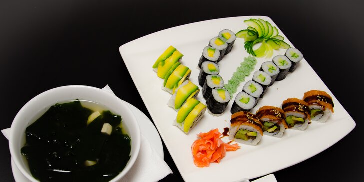 Sushi sety: 20 až 31 kusů, varianta s polévkou Miso i vegetariánská