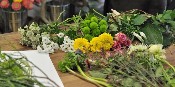 Individuální i skupinové kurzy floristiky: naučte se vázat krásné květiny