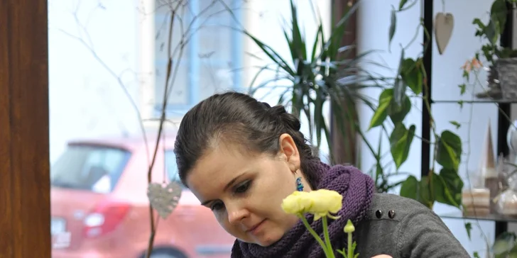Individuální i skupinové kurzy floristiky: naučte se vázat krásné květiny