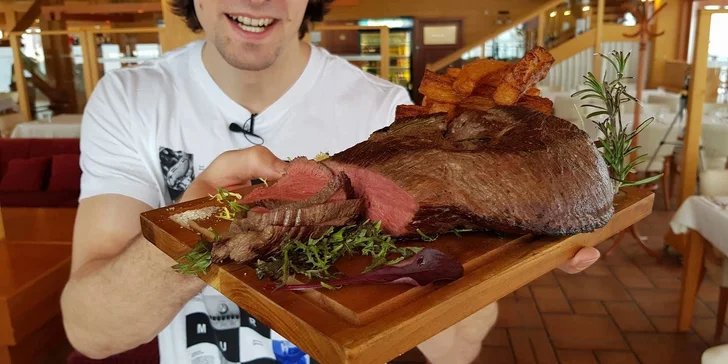 Gurmánské 5chodové menu: bouillabaisse, rump steak i čokoládový fondant