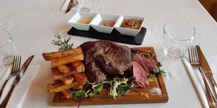 Gurmánské 5chodové menu: bouillabaisse, rump steak i čokoládový fondant