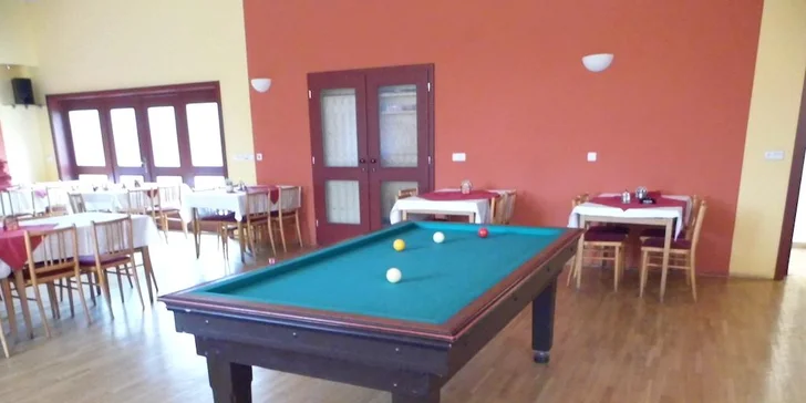 Pobyt v penzionu u Pálavy: 2 noci s polopenzí, sleva na vstup do Aqualandu