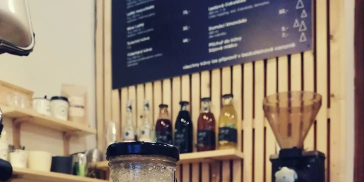 Kávy dle výběru: espresso, cappuccino, latte macchiato s kaštanovou příchutí