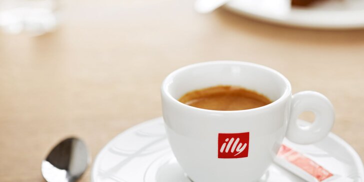 Sladká pauza: Zastavte se na kávu Illy a domácí palačinky