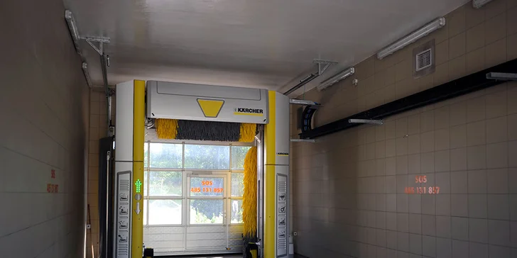 Nechte své auto vymydlit a naleštit v myčce Karcher