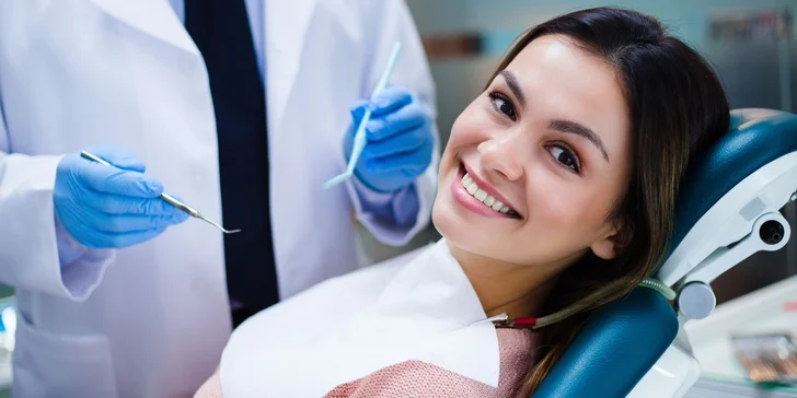 Bielenie zubov aj v kombinácii s dentálnou hygienou v Centrum Dent