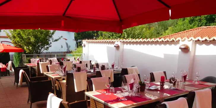 Degustační 6chodové menu u zámku: mořské plody, risotto i steak z tuňáka