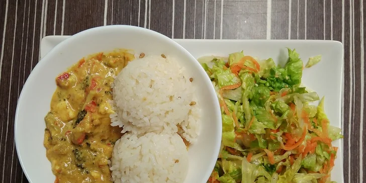 Kurz vegetariánského vaření: indický eintopf, kofty, kořeněná raita a halva