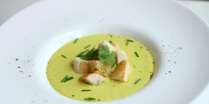 Menu Oderberg: polévka, masové prkno, dezert a pivo i pivní lázně pro 2