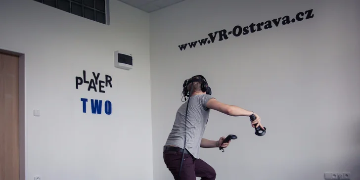 Hodina virtuální reality pro 2-4 hráče na 2 konzolích: výběr ze 140 her