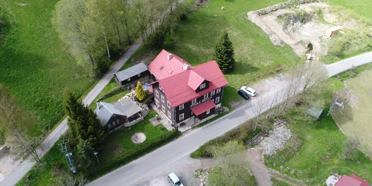 Krkonoše ve stylovém penzionu: pobyt s polopenzí poblíž Vrchlabí i Špindlu