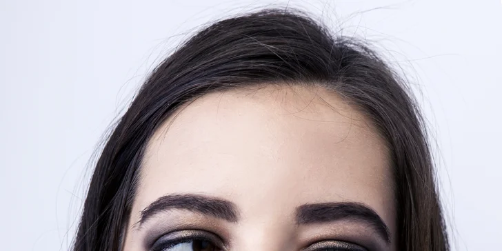Denní nebo večerní make-up od vizážistky včetně poradenství a péče o pleť